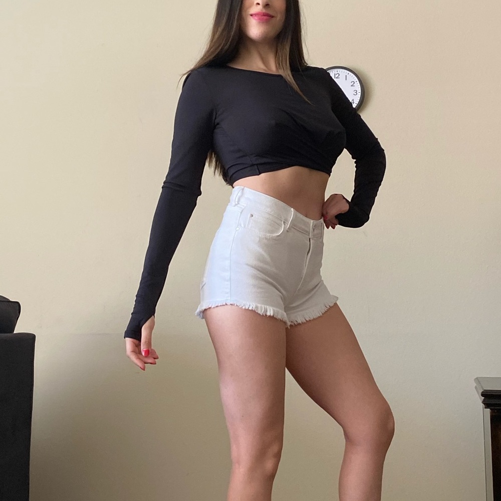 Fabletics Pia Long Sleeve Crop